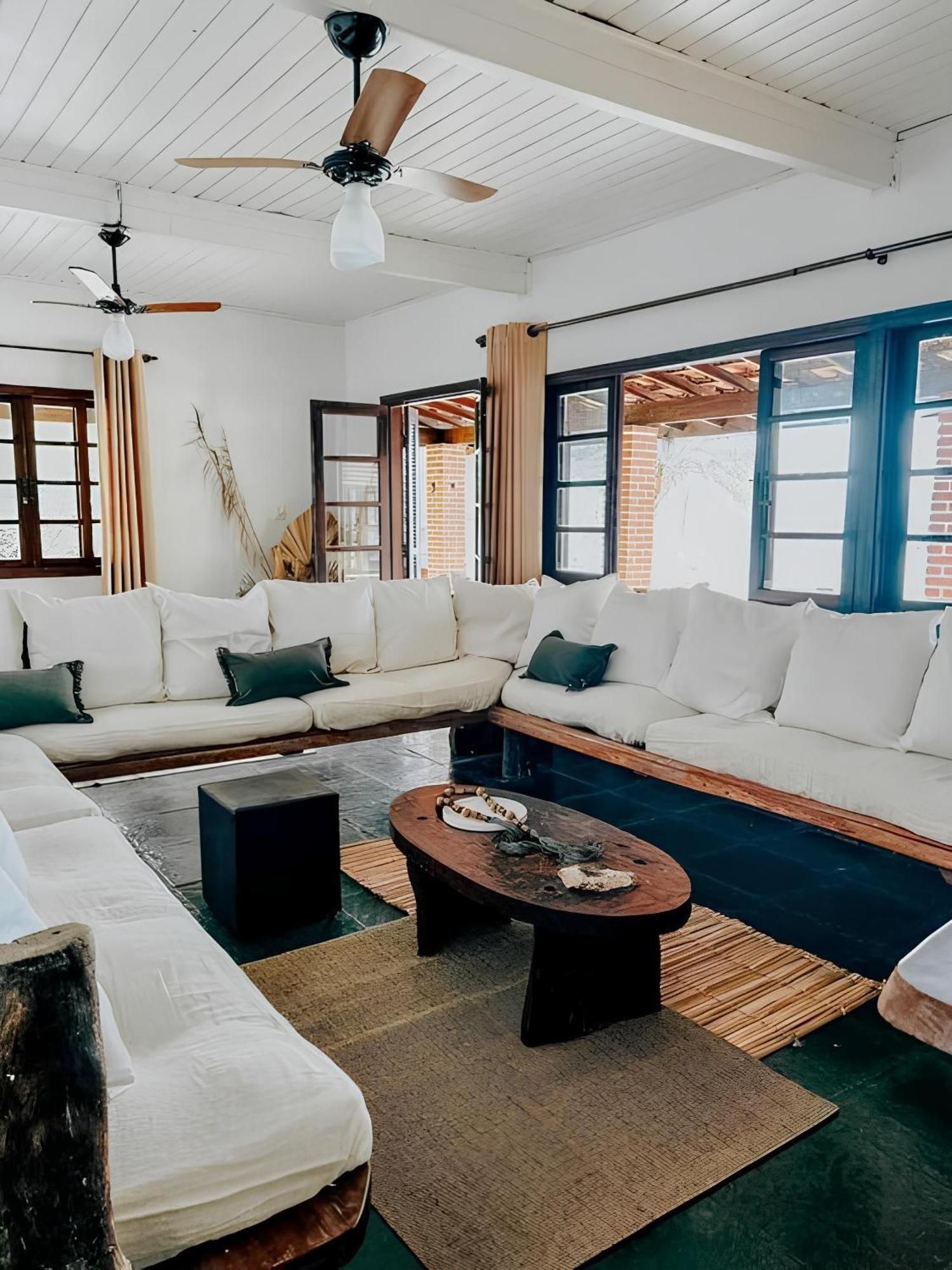 A Vista Linda De - Acomoda 22 Pessoas Casa de Férias